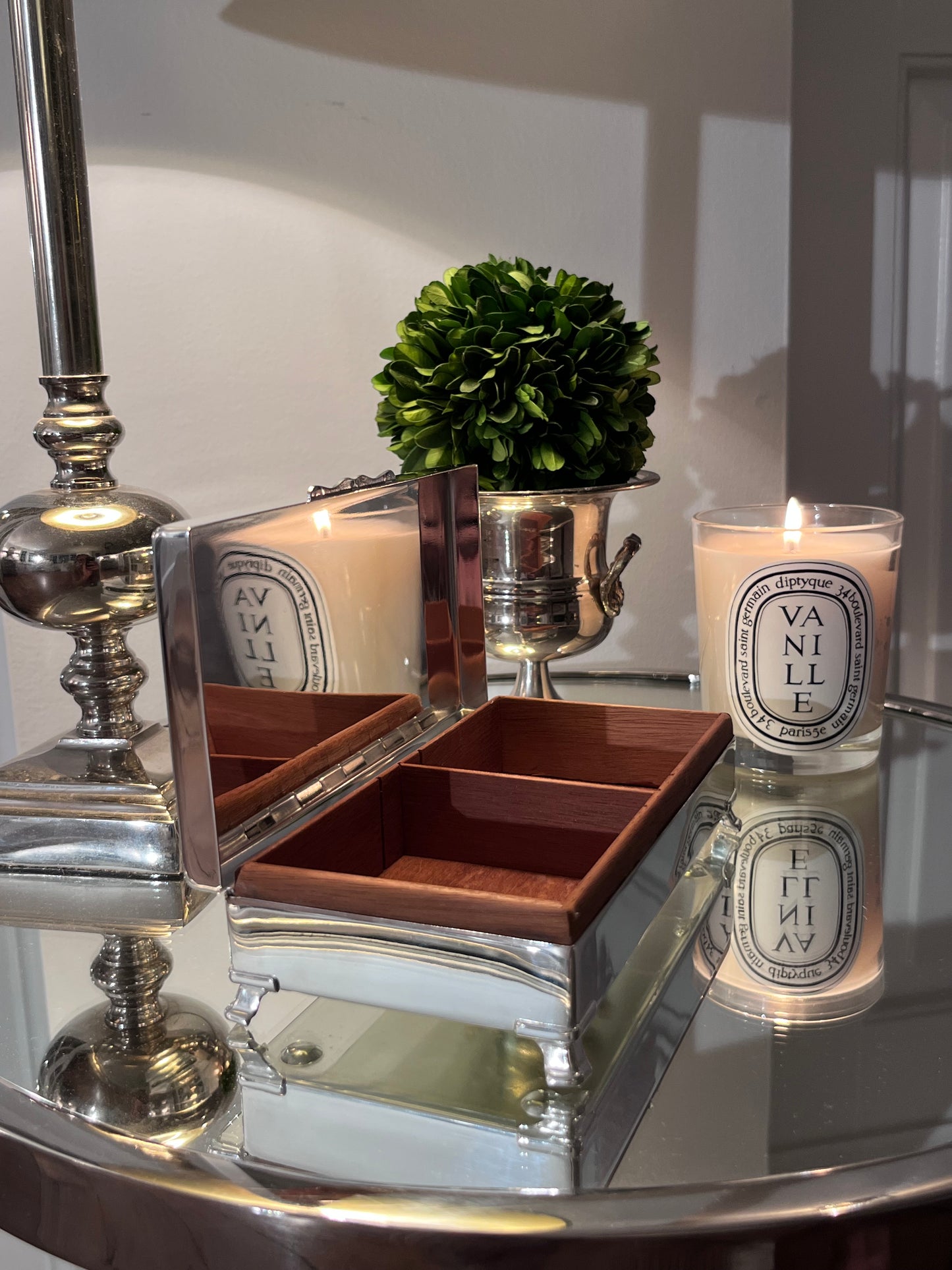 Hôtel Silver - Footed Vintage Box