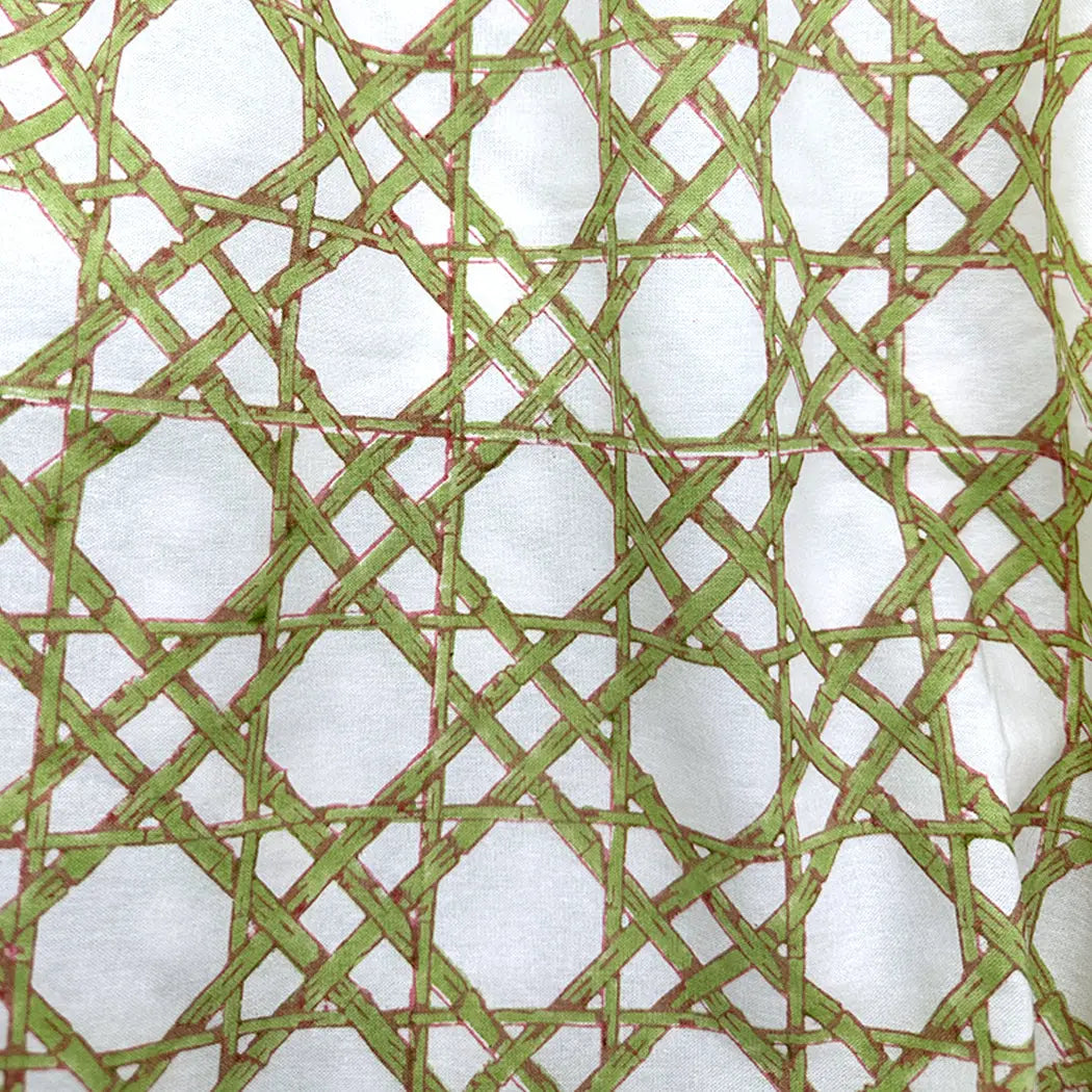 La Coveted Nest Trellis Tablecloth - Thumbnail 2