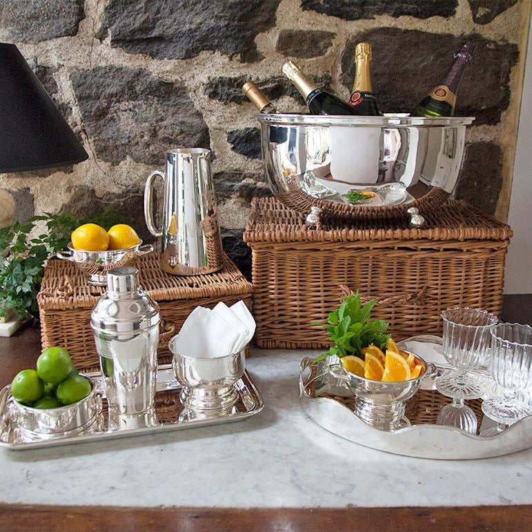 Hôtel Silver - Private Label Collection 16” Grand Oval Chiller With Ball Feet