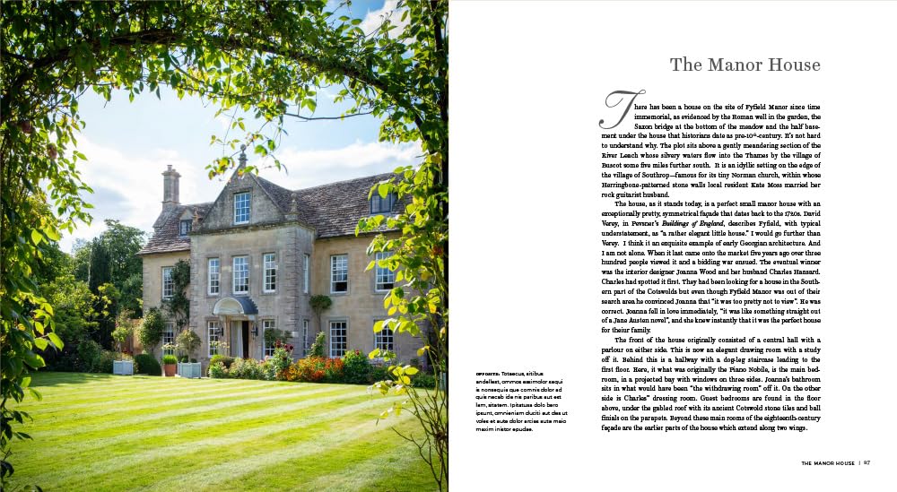At Home in the Cotswolds: Secrets of English Country House