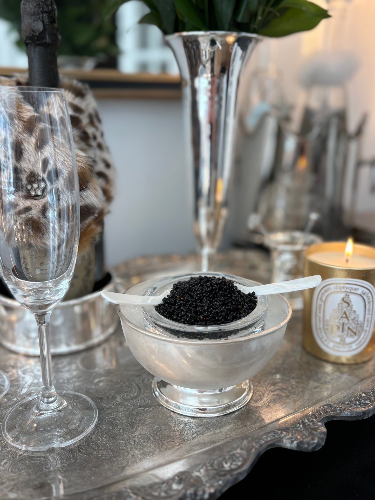 Hôtel Silver - Vintage Caviar Server with Mother of Pearl Spoons