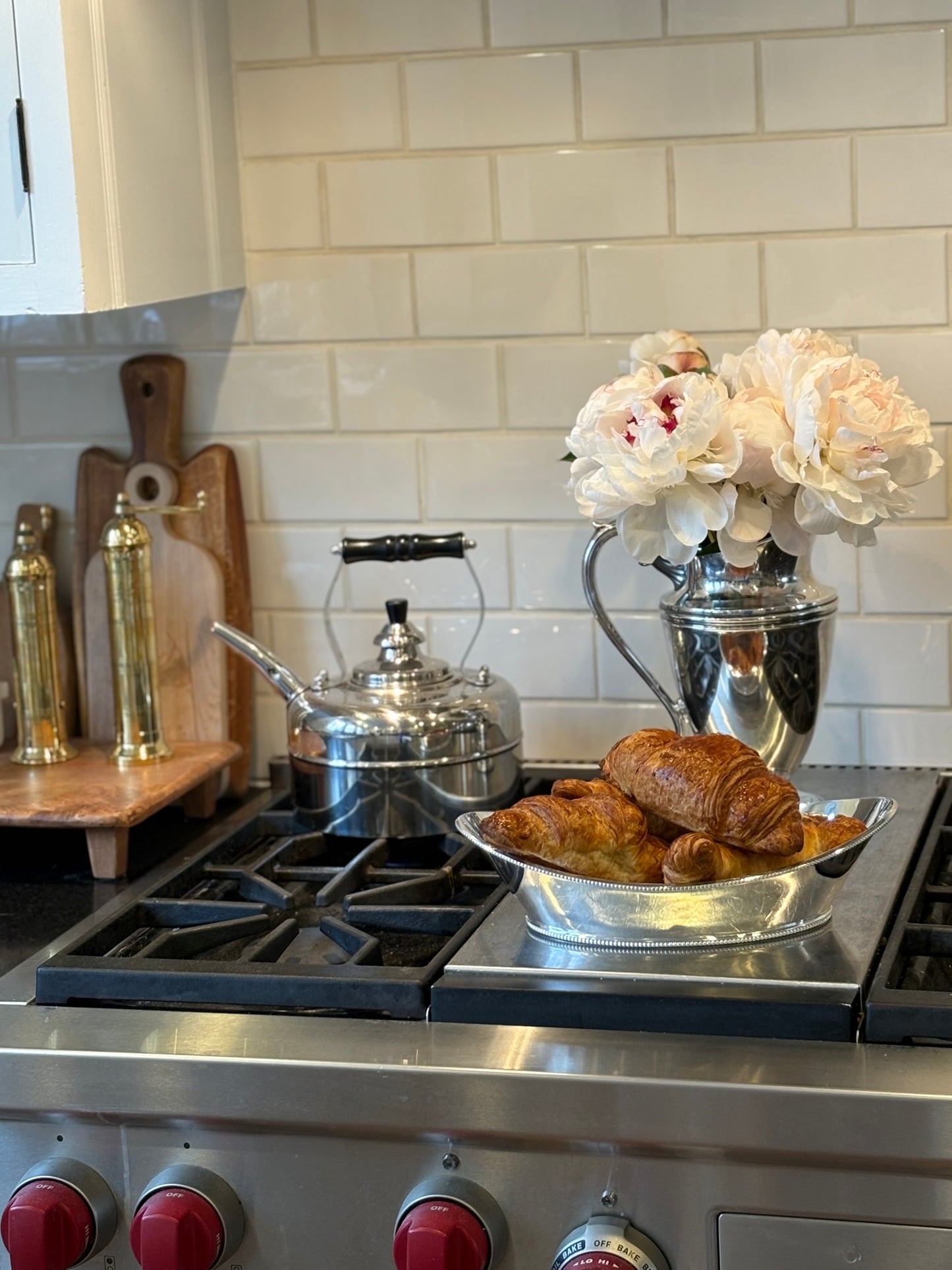 Hôtel Silver - Vintage Beaded Rim Bread Basket