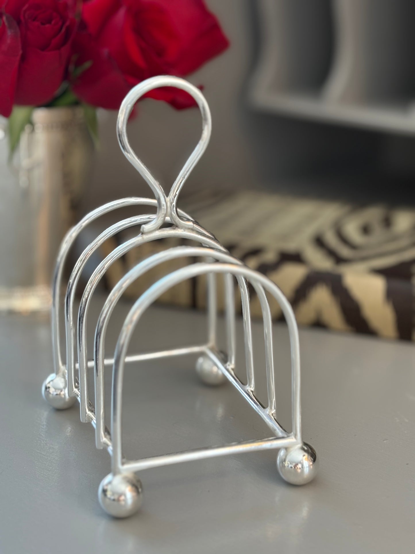 Hôtel Silver - Vintage Toast Rack, 4-Slice With Ball Feet