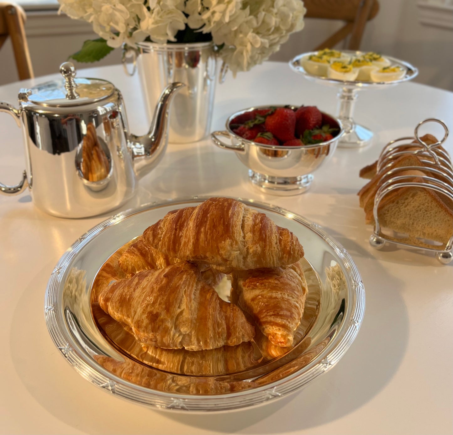 Hôtel Silver - Vintage 10" Ribbon and Reed Round Tray