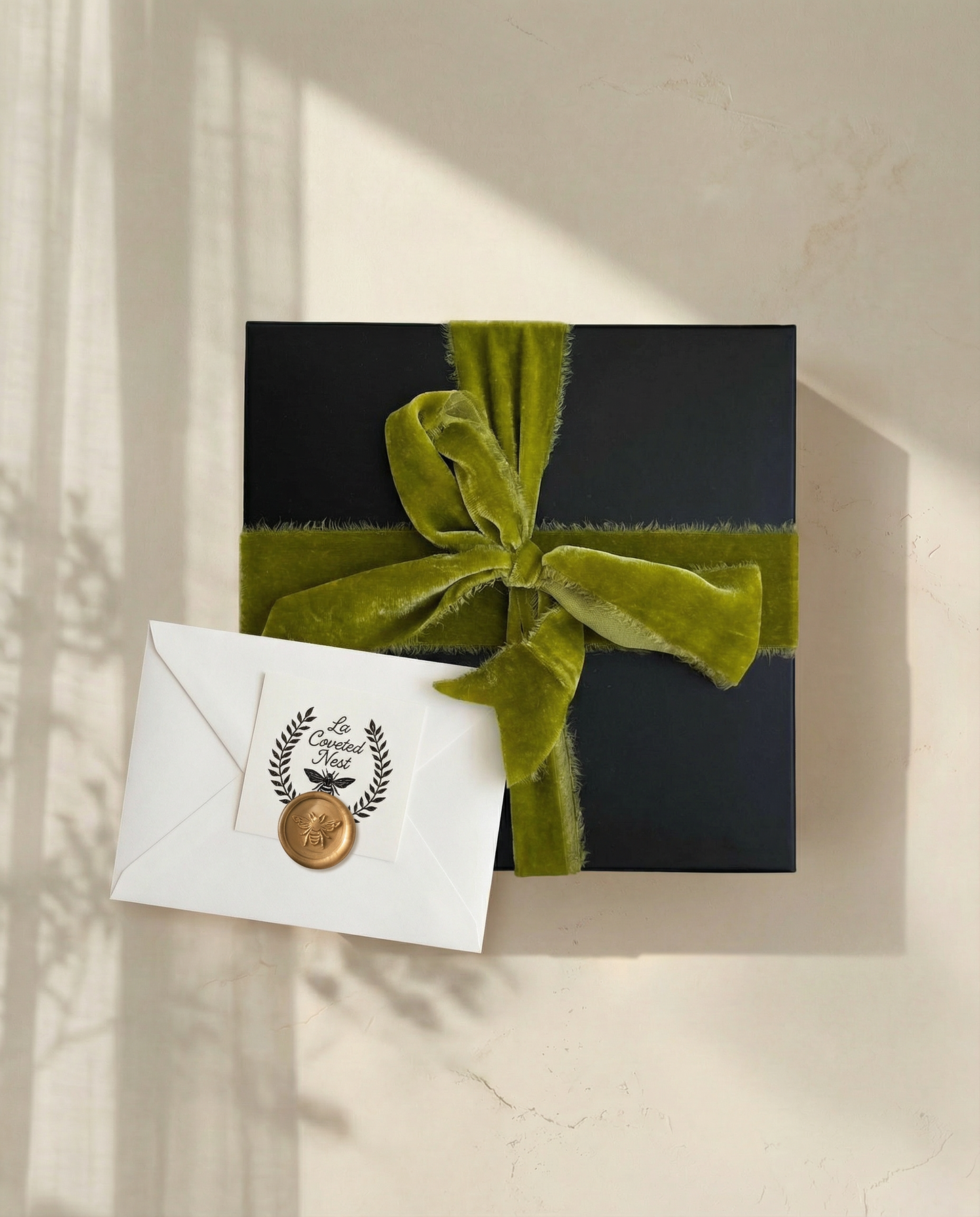 La Coveted Nest Custom Gift Wrap: Black or White Box
